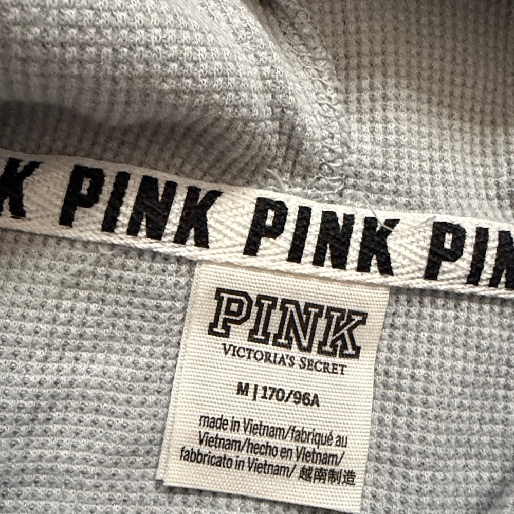 5/$25 🌟 Victoria's Secret PINK Light Gray Waffle Hoodie - Picture 2 of 3